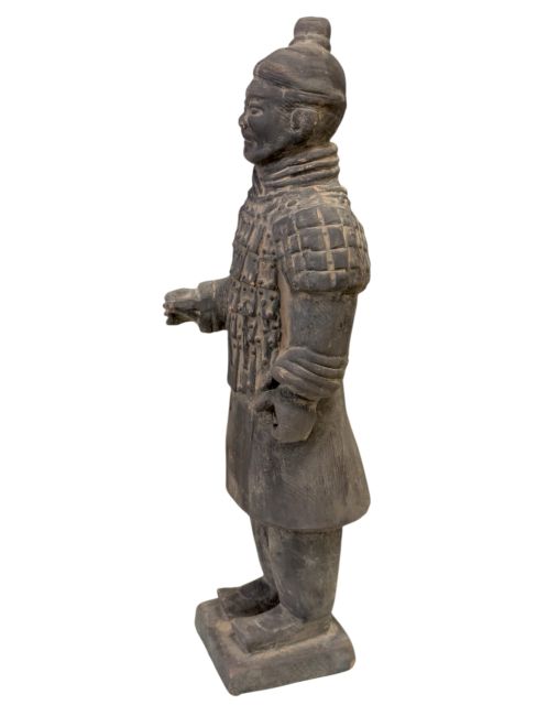 Statue Noire en Terracotta Guerrier 25cm chez Arabesk|cz