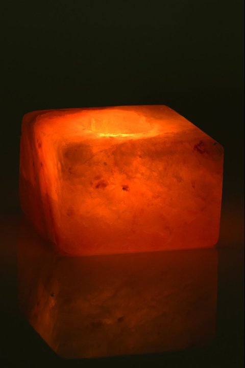 Bougeoir en Cristal de Sel Naturel Cube 1.5Kg chez Arabesk|cz