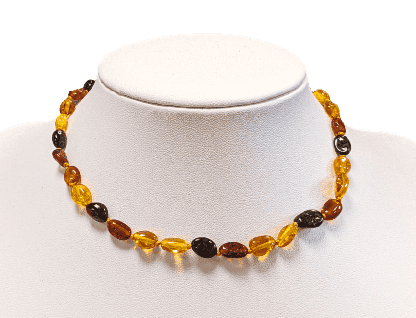 Collier Bébé pop Ambre Baltique olive multicouleur 32cm chez Arabesk