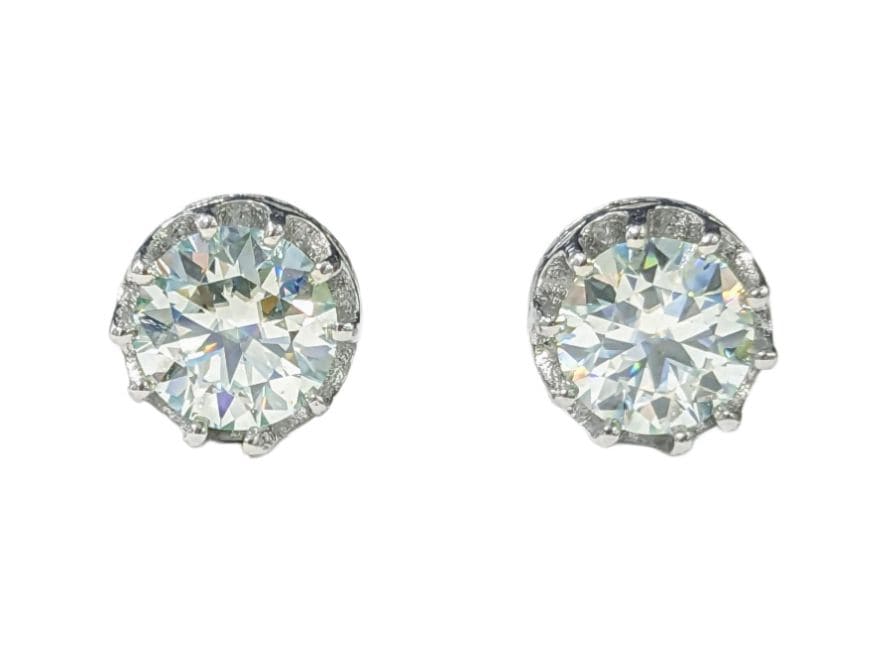 Boucles d'Oreilles Solitaire en Cuivre Blanc Facettée Moissanite AA stud chez Arabesk