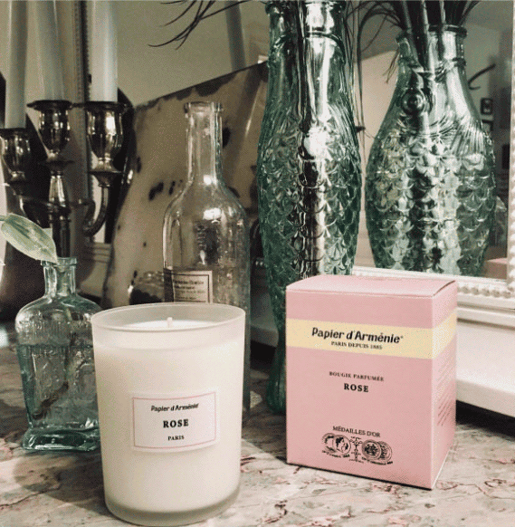 Bougie Papier d'Armenie à la Rose chez Arabesk|cz