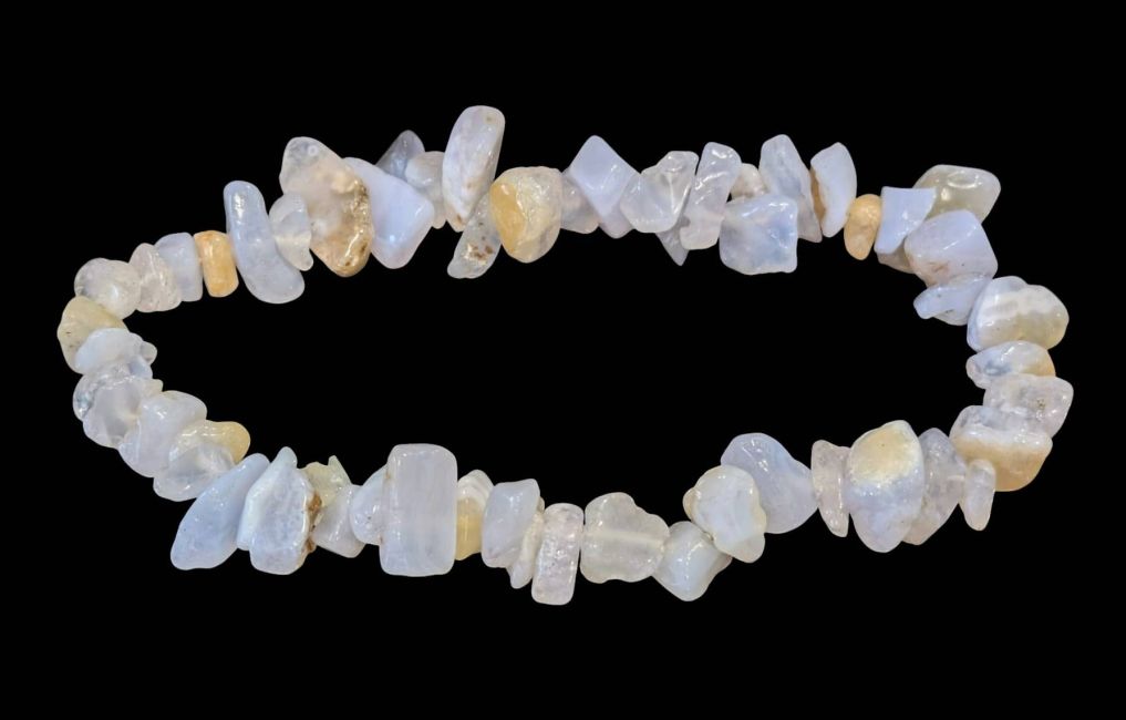Bracelet Calcedoine Bleue chips 5-8mm 18cm chez Arabesk