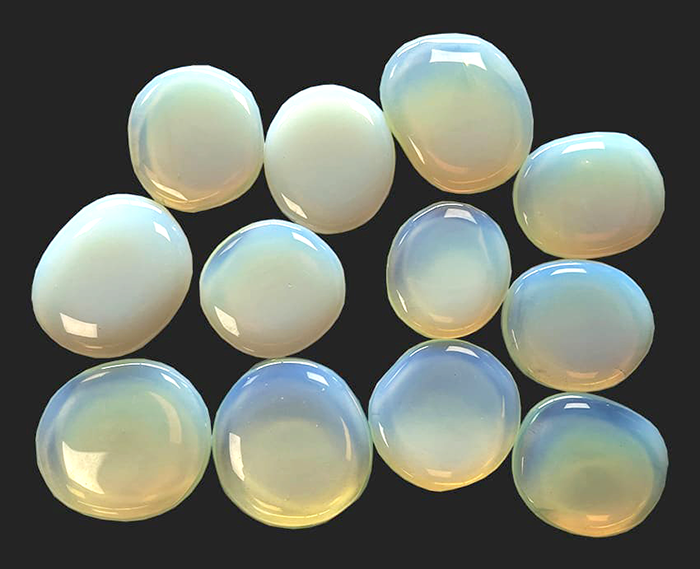 Galet Opalite A 250g chez Arabesk|cz