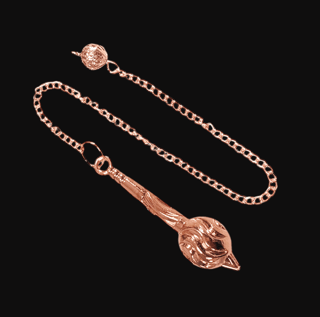 Pendule Isis en cuivre & laiton chez Arabesk|cz