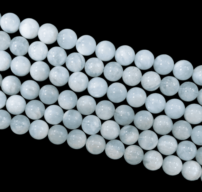 Aigue Marine A perles 10mm sur fil 40cm chez Arabesk