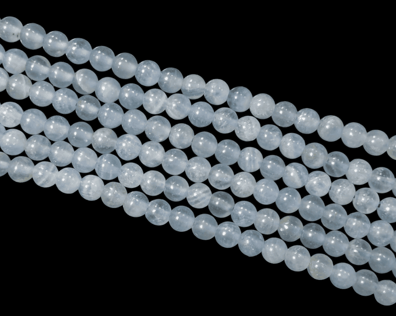Calcite Bleue AAA perles 5.5mm sur fil 40cm chez Arabesk