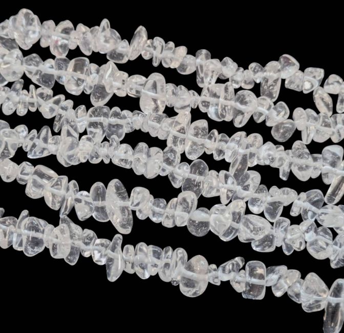 Cristal de Roche chips A 6-12mm sur fil 80cm chez Arabesk