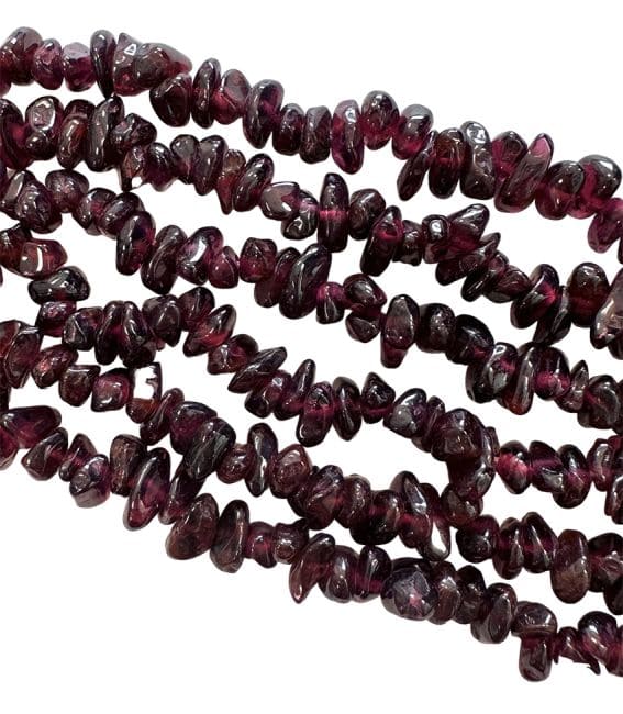 Grenat Rouge A chips 3-8mm sur fil 40cm chez Arabesk