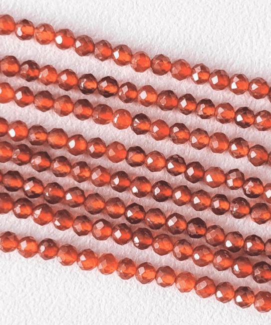 Agate Rouge Facettée A perles 3mm sur fil 40cm chez Arabesk