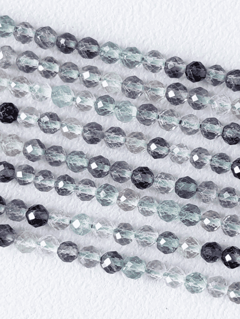 Fluorite Facettée AA perles 3mm sur fil 40cm chez Arabesk