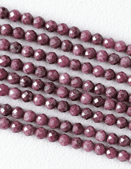 Rubis Facettée AA perles 3-4mm sur fil 40cm chez Arabesk