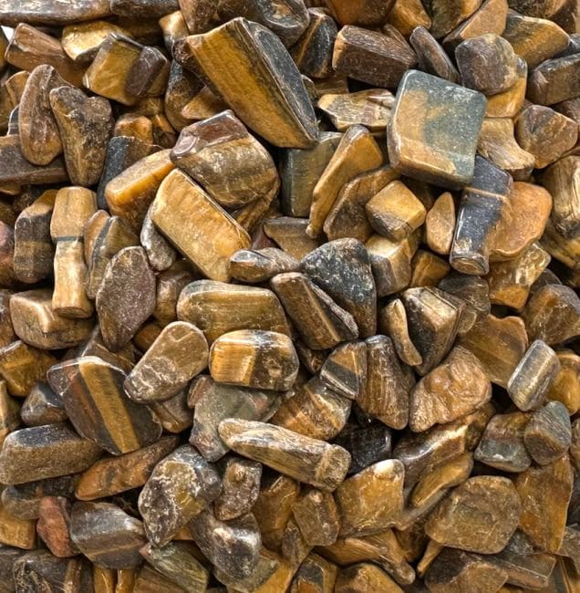 Œil de Tigre Mate A Chips de pierres naturelles 8-15mm 500g chez Arabesk