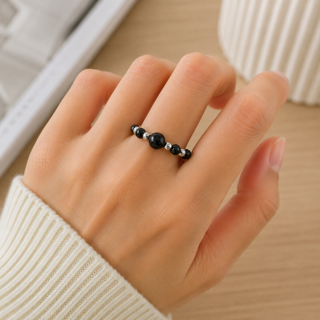 Bague Perles Argentées Tourmaline Noire chez Arabesk|cz