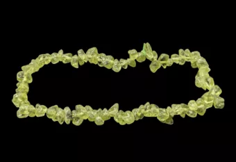 Náramek Peridot A+ chipsy 18cm