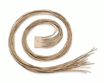 Sada 20 Plochých Kožených Řemínků v Pískově Béžové Barvě 2 mm × 120 cm na Přívěsky