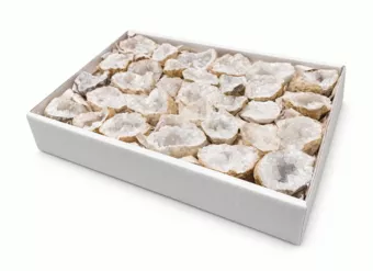 Prezentační box Celestin A Surové Kameny 3-7 cm 2,5-3 kg