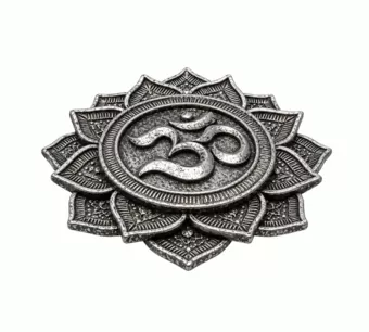 Kulatý kadidelnice Om Lotus postříbřená pryskyřice 10 cm