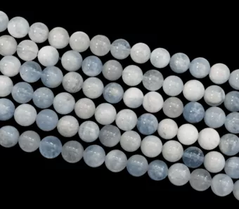 Akvamarín korálky 10mm na niti 40cm