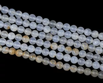 Modrý chalcedon A korálky 8-9mm na niti 40cm