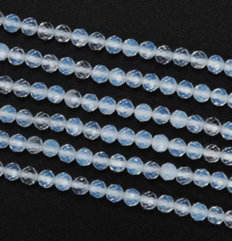 Opalit Fasetovaný Korálky 3mm na niti 40cm