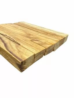 Palo santo A+ premium 1 kg v rovnoměrně nařezaných tyčinkách