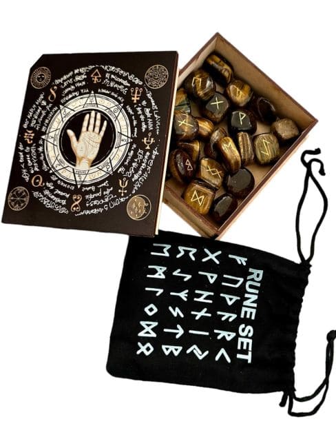 Boite Rune Futhark Oeil du Tigre dans Sac en Tissu 10x11cm chez Arabesk|cz