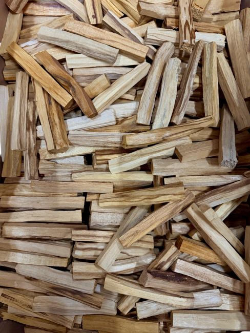 Palo santo  Pérou 1 kg en bâtonnets Qualité A chez Arabesk